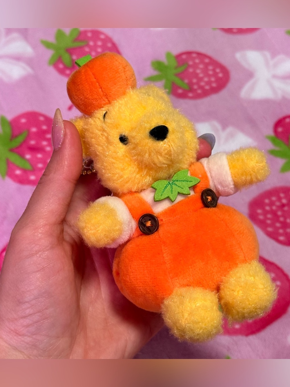 Tokyo Disney Resort Halloween Winnie the Pooh Pumpkin Plush Keychain Japan - Picture 3 of 8